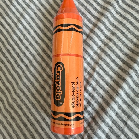 NWT yellow orange Wendy’s crayola crayon 2024 - Picture 2 of 2